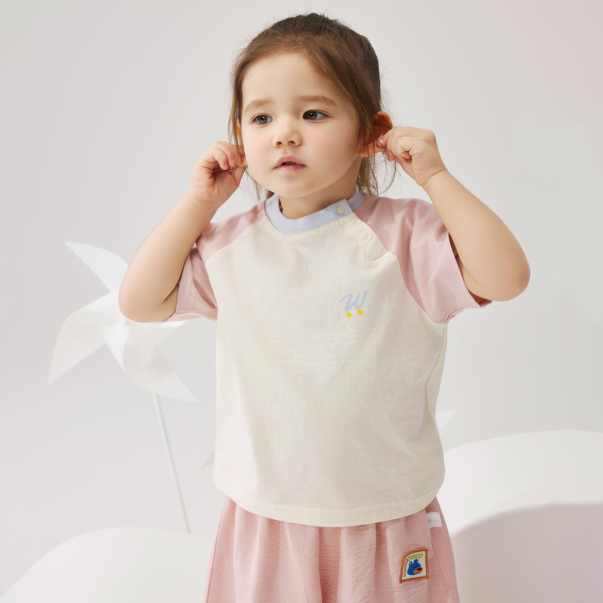 Minimalist Color-Block Short Sleeve Top