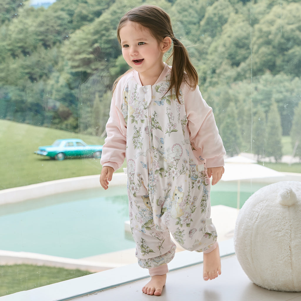 Interlock Contrast-Sleeve Split-Leg Sleep Sack