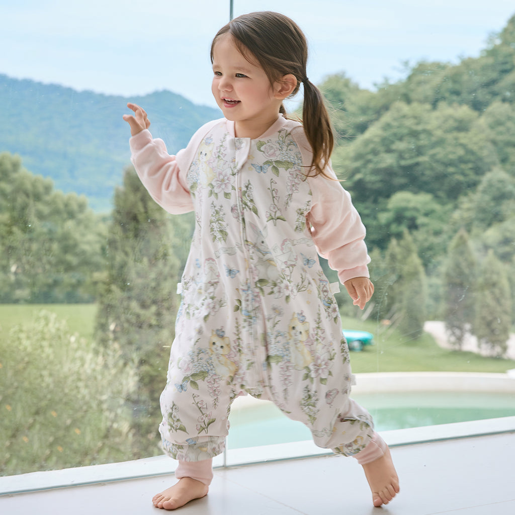 Interlock Contrast-Sleeve Split-Leg Sleep Sack