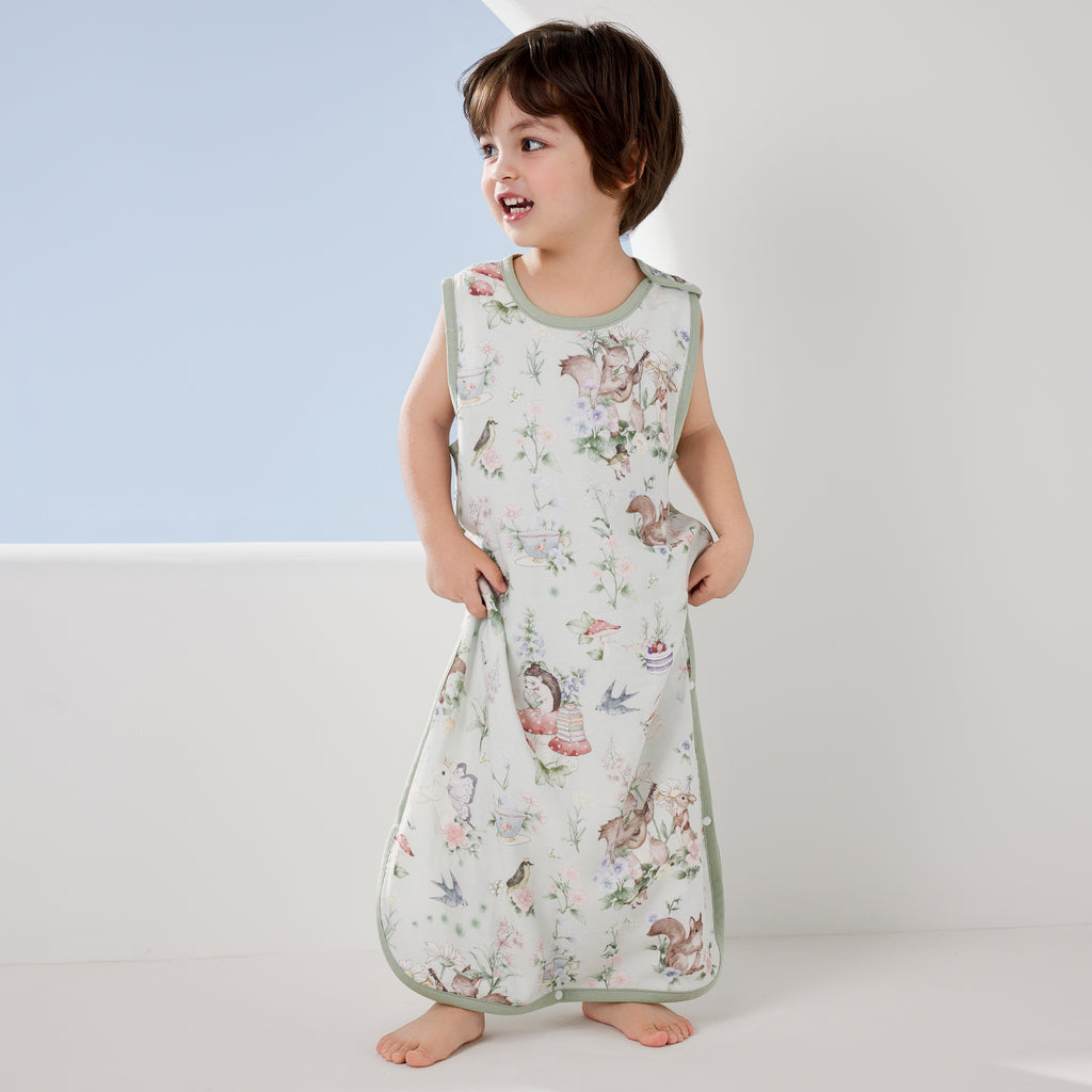 4-Layer Front 2-Layer Back Sleeveless Muslin Sleep Sack