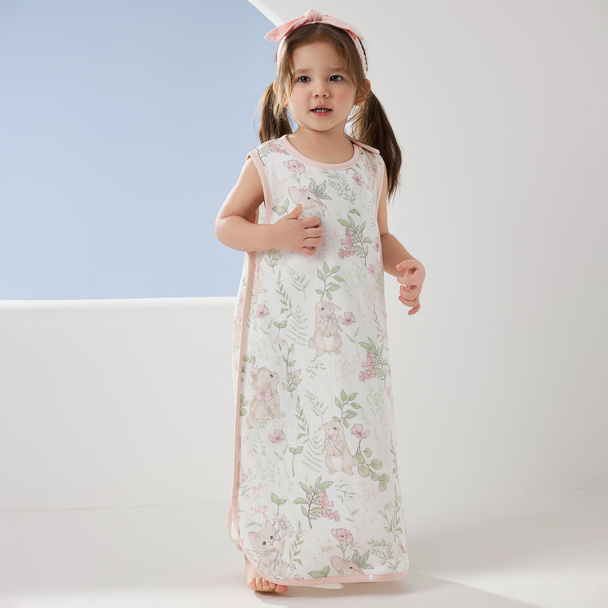 4-Layer Front 2-Layer Back Sleeveless Muslin Sleep Sack