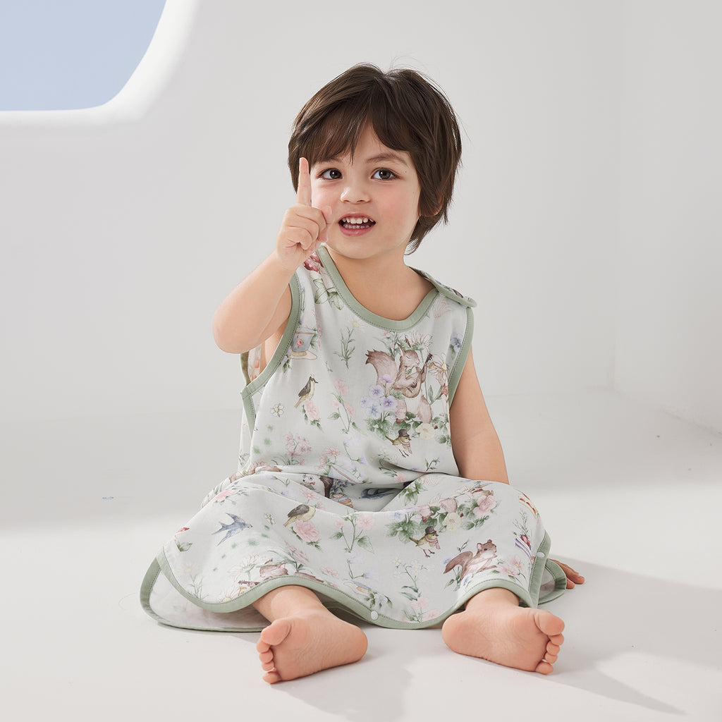4-Layer Front 2-Layer Back Sleeveless Muslin Sleep Sack