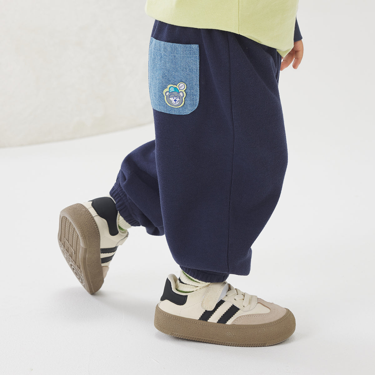 Contrast Pocket Casual Pants